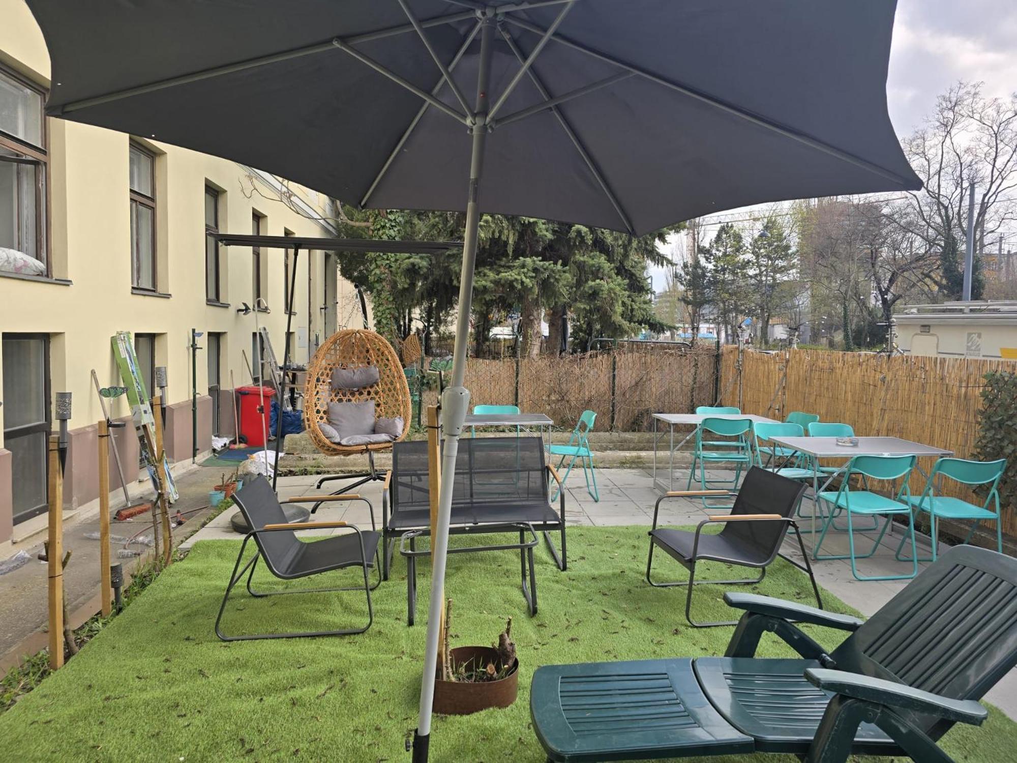 Convenient Shared - Near Danube & Millenium Tower Gasthof Wien