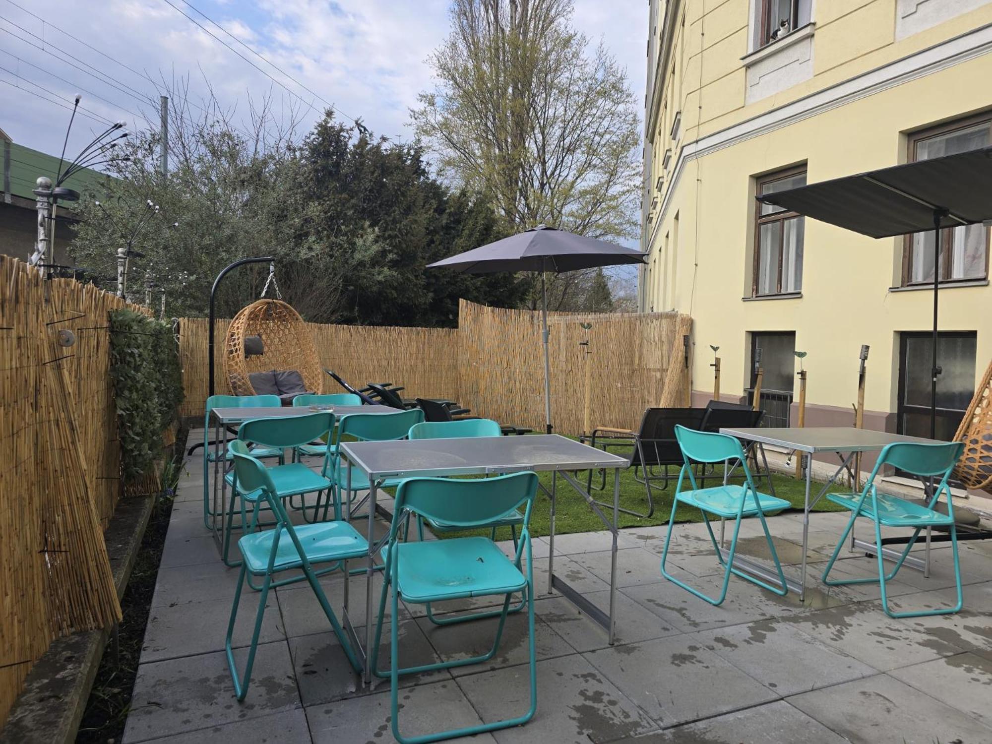 Gasthof Convenient Shared - Near Danube & Millenium Tower Wien